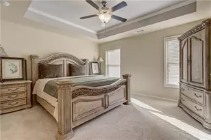 7215 Highland Bluff, Atlanta, GA 30328 - Photo 16