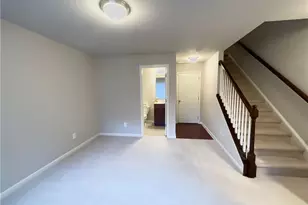 7215 Highland Bluff, Atlanta, GA 30328 - Photo 20