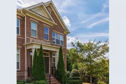 7215 Highland Bluff #2, Atlanta, GA 30328 - Photo 2