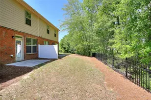 3702 Brockenhurst Dr, Buford, GA 30519 - Photo 32