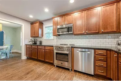 712 Berkeley Avenue NW, Atlanta, GA 30318 - Photo 12