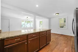 2054 Cogar Dr, Decatur, GA 30032 - Photo 6