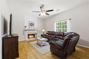 1880 Rocksram Dr, Buford, GA 30519 - Photo 2