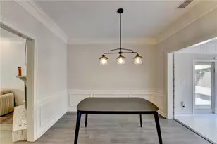 7111 St Charles Square, Roswell, GA 30075 - Photo 20