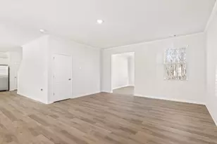 68 King Vlg, Braselton, GA 30517 - Photo 10