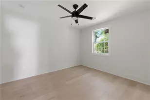 1715 Lisbon Dr SW, Atlanta, GA 30310 - Photo 30