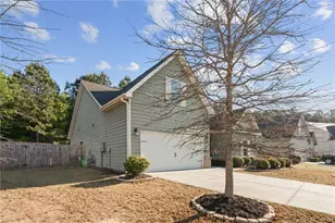 100 Camden Lake Way, Villa Rica, GA 30180 - Photo 2