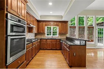 5702 Fallsbrook Lane NW, Acworth, GA 30101 - Photo 14