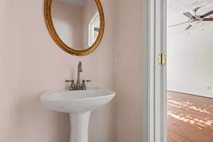 2818 Village Trce, Atlanta, GA 30344 - Photo 20
