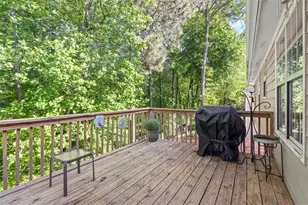 2056 Township Dr, Woodstock, GA 30189 - Photo 12