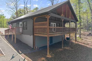 162 Hickory Ridge Dr, Cleveland, GA 30528 - Photo 2