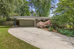 1619 Moncrief Cir, Decatur, GA 30033 - Photo 2