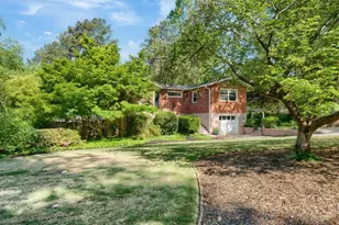3848 Carlton Dr, Atlanta, GA 30341 - Photo 40