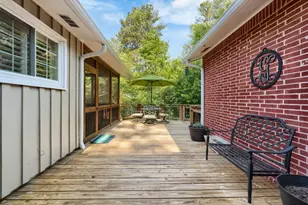 3848 Carlton Dr, Atlanta, GA 30341 - Photo 32