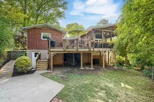 3848 Carlton Dr, Atlanta, GA 30341 - Photo 34