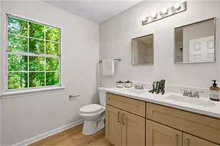 4661 Spring Ridge Dr, Flowery Branch, GA 30542 - Photo 20