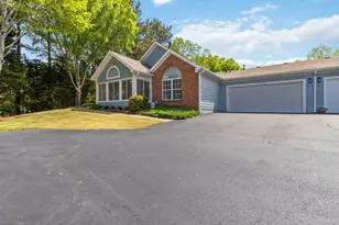 17106 Harvest Ridge Ln, Johns Creek, GA 30022 - Photo 2