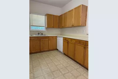 281 Northwinds Boulevard #B3, Carrollton, GA 30117 - Photo 6