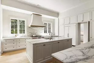 221 Academy St, Alpharetta, GA 30009 - Photo 4