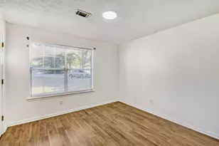 2032 Briar Trail Ct SW, Atlanta, GA 30331 - Photo 12