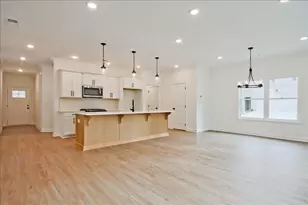 542 Feldspar Way, Lawrenceville, GA 30043 - Photo 2