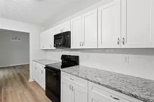 7145 Stonecreek Dr, Douglasville, GA 30134 - Photo 14