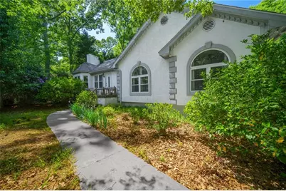 111 Allatoona Drive, Woodstock, GA 30189 - Photo 2