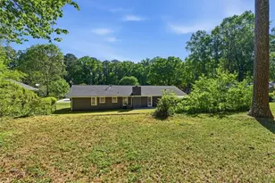 395 Ben Ave SW, Lilburn, GA 30047 - Photo 40