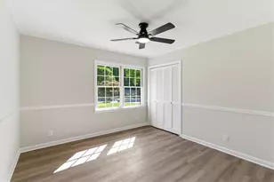 395 Ben Ave SW, Lilburn, GA 30047 - Photo 28