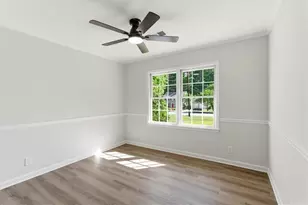 395 Ben Ave SW, Lilburn, GA 30047 - Photo 30