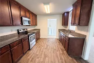 1948 Paynes Point, Winder, GA 30680 - Photo 10