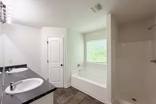 1948 Paynes Point, Winder, GA 30680 - Photo 18