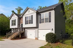 1948 Paynes Point, Winder, GA 30680 - Photo 6
