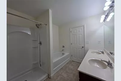 1490 Avalon Creek Road, Sugar Hill, GA 30518 - Photo 10