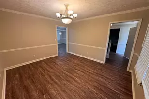 348 Freshman Dr, Lawrenceville, GA 30044 - Photo 4