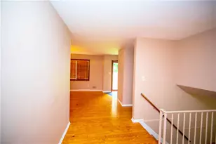 5856 Oakleaf Dr, Stone Mountain, GA 30087 - Photo 2