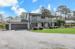 3873 Chamblee Dunwoody Rd, Atlanta, GA 30341 - Photo 2