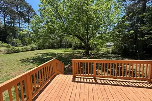 5594 Laurel Ln NW, Lilburn, GA 30047 - Photo 30