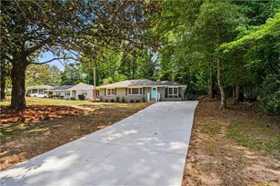2330 Headland Dr, Atlanta, GA 30344 - Photo 2