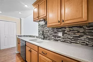 209 Farmington Trce, Carrollton, GA 30116 - Photo 12