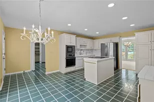 2787 Hearthstone Cir, Marietta, GA 30062 - Photo 18