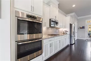 2002 Raven Way W, Chamblee, GA 30341 - Photo 6
