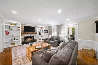 4296 Rocky Glen NE, Roswell, GA 30075 - Photo 6