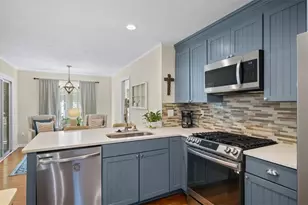 4296 Rocky Glen NE, Roswell, GA 30075 - Photo 12