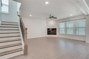 6809 Benjamin Dr, Flowery Branch, GA 30542 - Photo 28