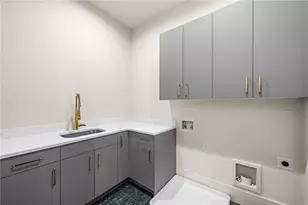3212 Towerview Dr NE, Atlanta, GA 30324 - Photo 54