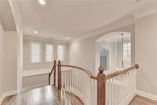 260 Lake Summit View, Atlanta, GA 30342 - Photo 20