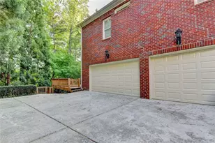 260 Lake Summit View, Atlanta, GA 30342 - Photo 50