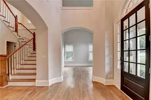 260 Lake Summit View, Atlanta, GA 30342 - Photo 4