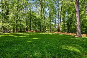 2436 Fontainebleau Dr, Dunwoody, GA 30360 - Photo 60